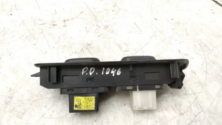 Ford Maverick (2004 - 2007) 300172 Кнопка стеклоподъемников — фото 7