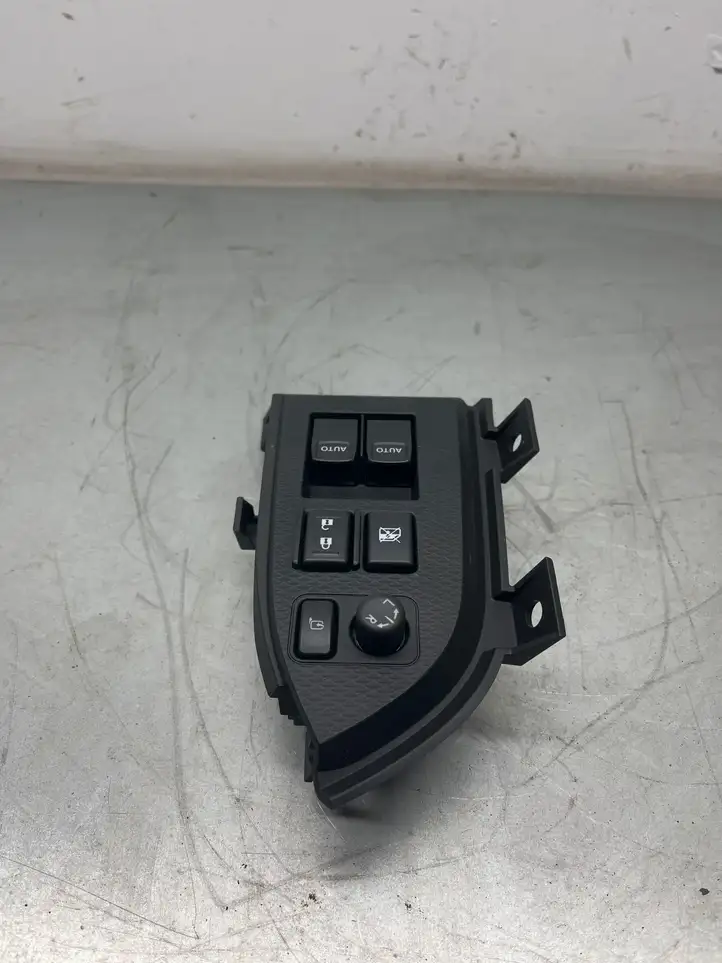 Subaru BRZ (2012 - 2016) 83071CA011 Кнопка стеклоподъемников — фото 3