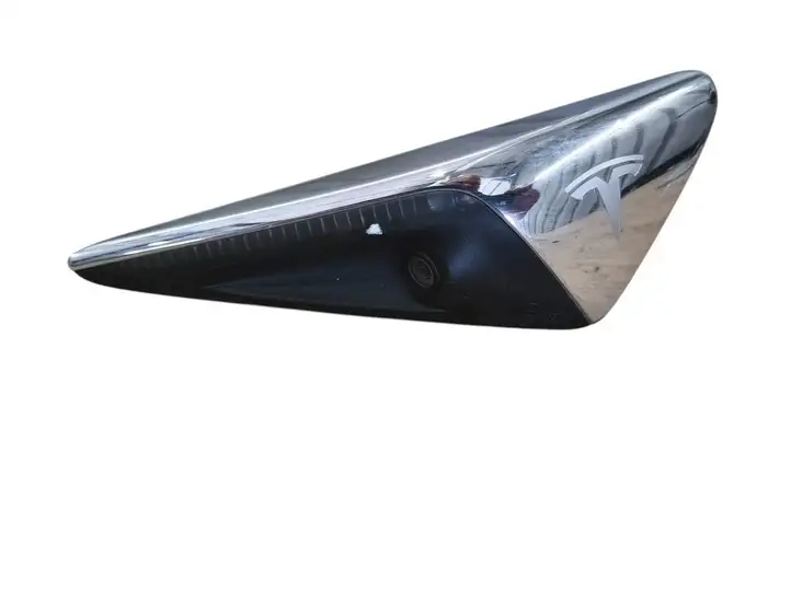 Tesla Model S (2016 - 2021) 164201100A Боковая камера в крыле — фото 1