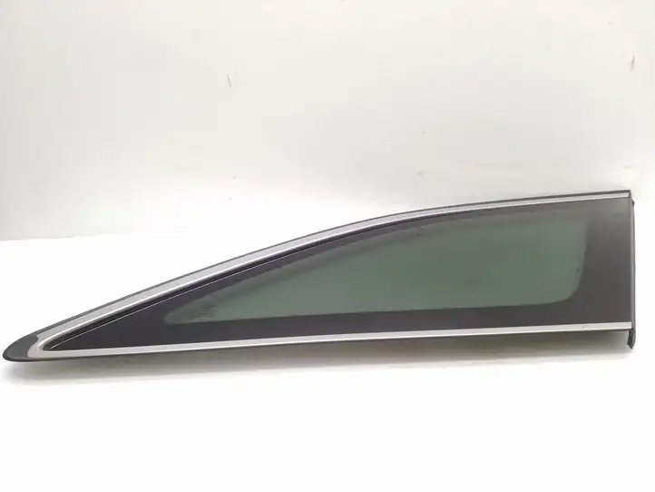 Kia Ceed (2018 - 2021) Заднее боковое стекло — фото 7