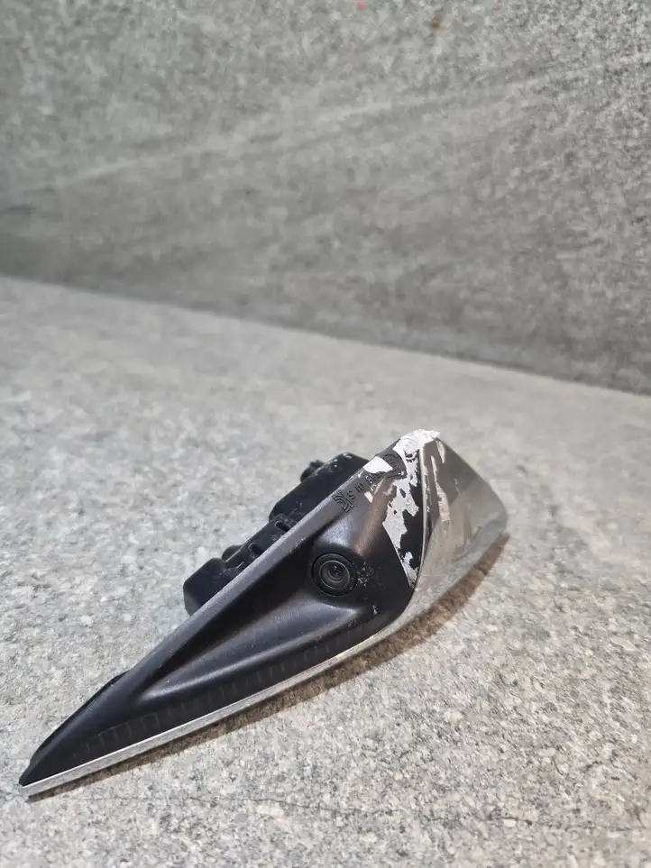 Tesla Model X (2015 - 2021)  112510600B Боковая камера в крыле