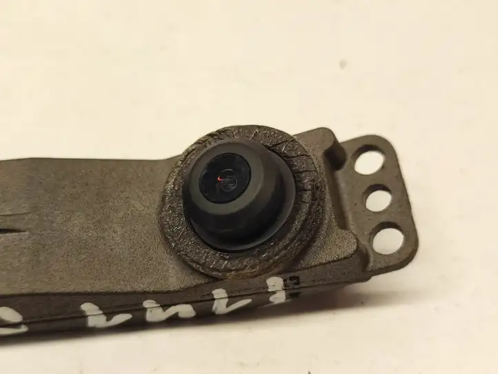 Tesla Model X (2015 - 2021)  1069104SRD Боковая камера в крыле