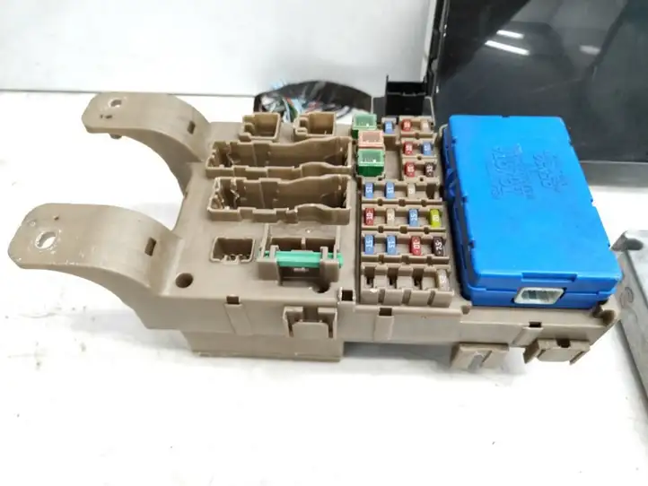 Toyota Corolla E120 E130 (2004 - 2007) 8966102A60 Комплект системы зажигания — фото 16