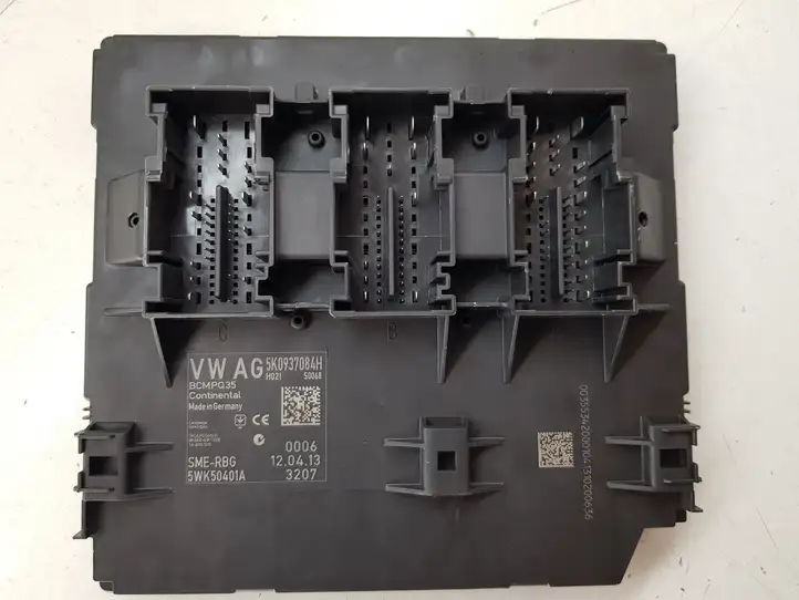 Volkswagen Sharan (2010 - 2015) 5K0937084H Модуль комфорта — фото 1