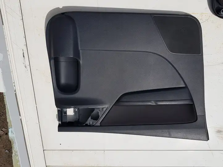 Volkswagen Sharan (2010 - 2015) 7N0867211 Обшивка раздвижной двери — фото 1