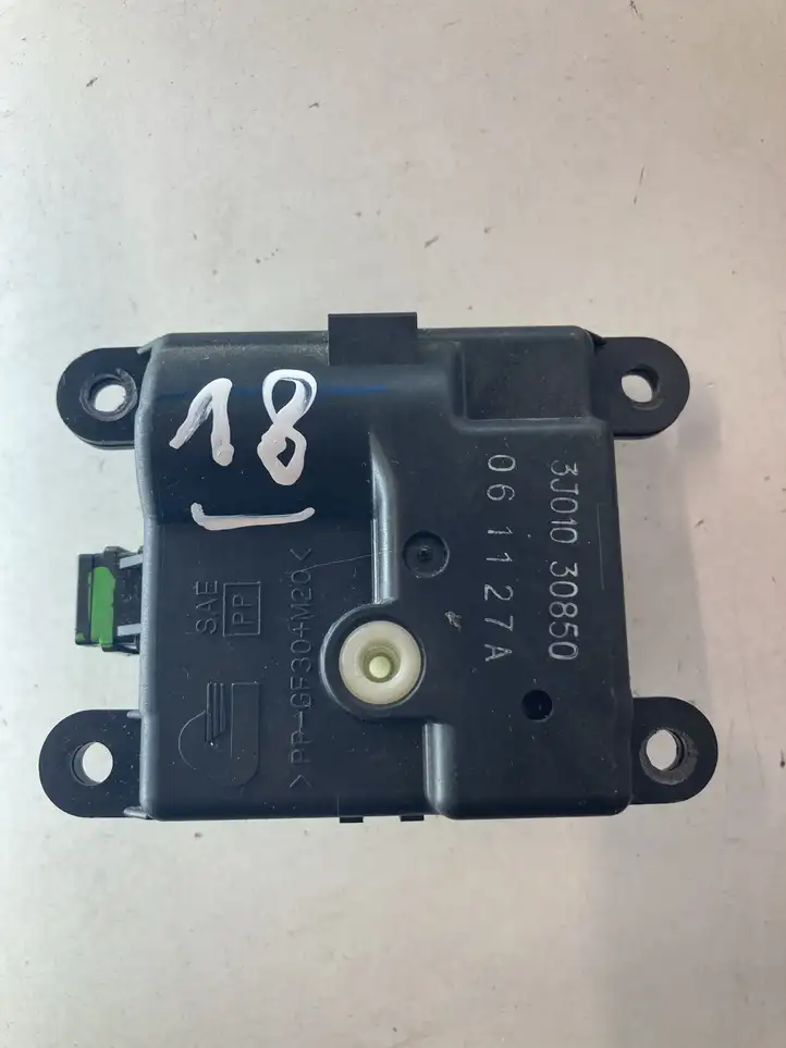 Nissan Qashqai (2006 - 2010) 3J01030850 Двигатель задвижки потока воздуха — фото 1