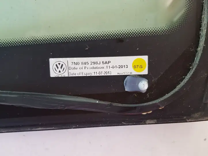 Volkswagen Sharan (2010 - 2015) 7N0845298J Заднее боковое стекло — фото 3