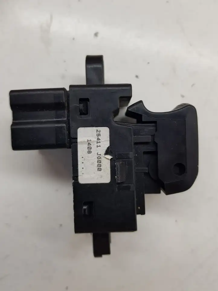 Nissan X-Trail T31 (2007 - 2014) 25411JG000 Блок кнопок стеклоподъемников — фото 2