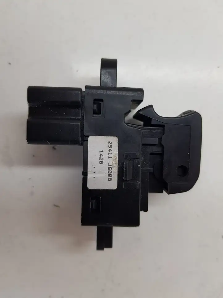 Nissan X-Trail T31 (2007 - 2014) 25411JG000 Блок кнопок стеклоподъемников — фото 3