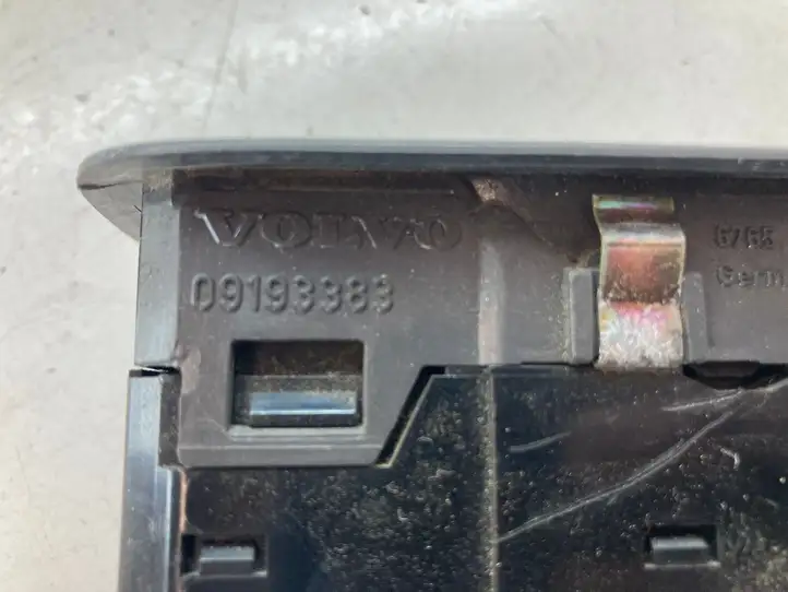 Volvo V70 (2000 - 2004) 09193383 Блок кнопок стеклоподъемников — фото 5