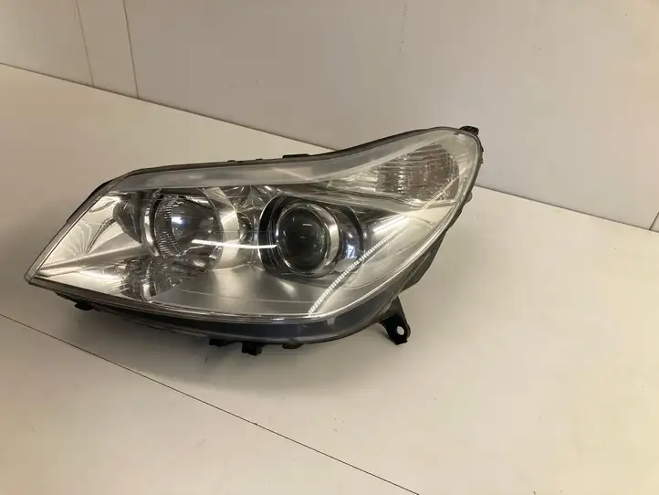 Citroen C5 (2004 - 2008) 739360121505200452 Передняя фара — фото 1