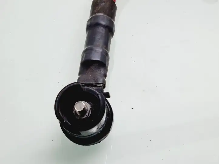 BMW X5 E70 (2006 - 2013) 6961018 Плюсовой провод аккумулятора — фото 4