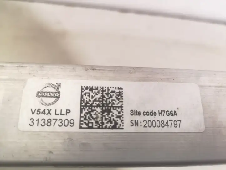 Volvo S90, V90 (2016 - 2020) 31387309 Передняя балка бампера — фото 2