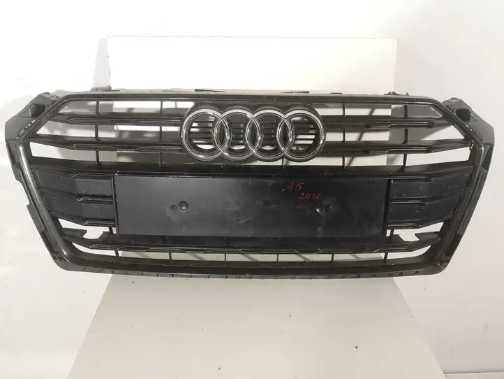 Audi A5 (2016 - ) 8W6853651R Передняя решетка — фото 1