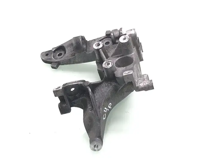 Citroen C4 Grand Picasso (2013 - 2016) 9684613880 Кронштейн двигателя — фото 4