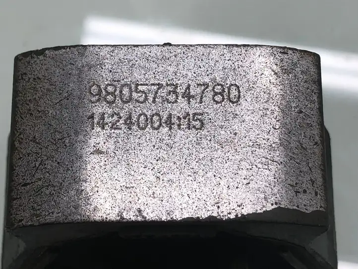 Citroen C4 Grand Picasso (2013 - 2016) 9805734780 Опора двигателя — фото 2