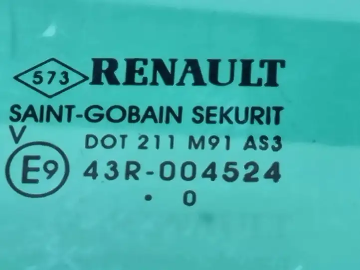Renault Megane III (2009 - 2016) Стекло задней двери — фото 2