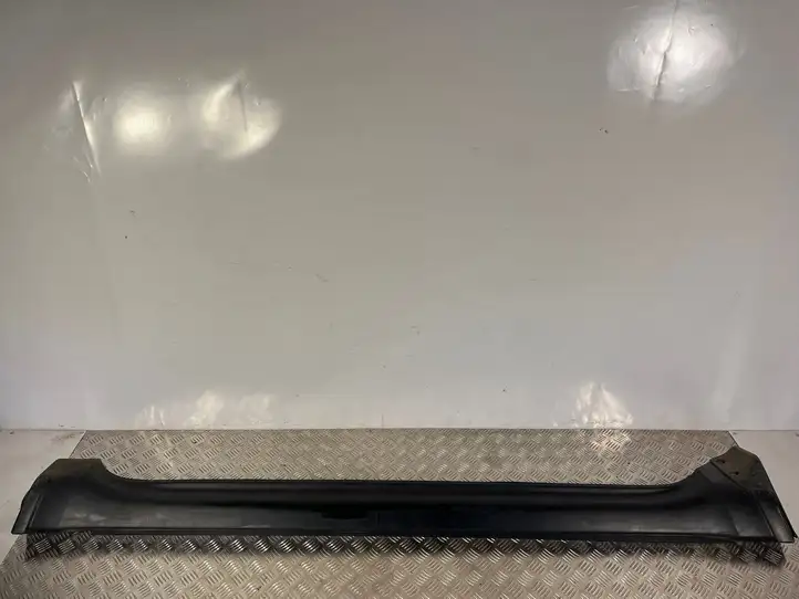 Jeep Grand Cherokee (2010 - 2021) Порог кузова — фото 1