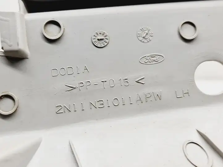 Ford Fusion (2006 - 2012) 2N11N31011APW Верхняя обшивка стойки D — фото 3