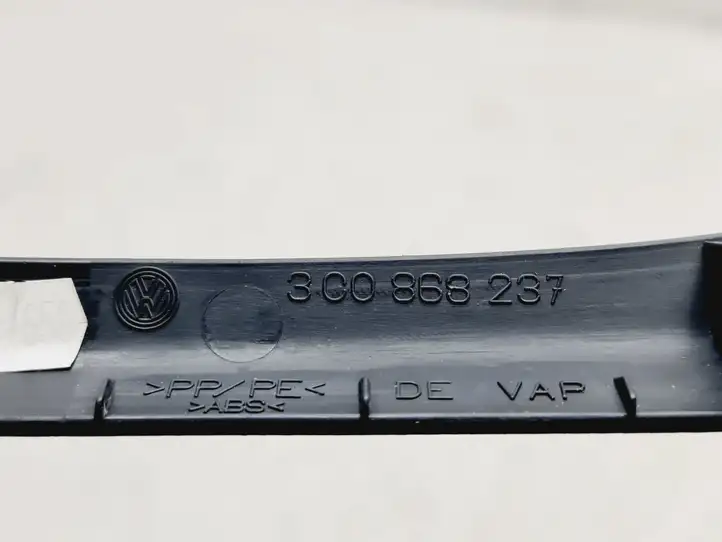 Volkswagen PASSAT B6 (2005 - 2010) 3C0868237 Прочие детали салона — фото 3