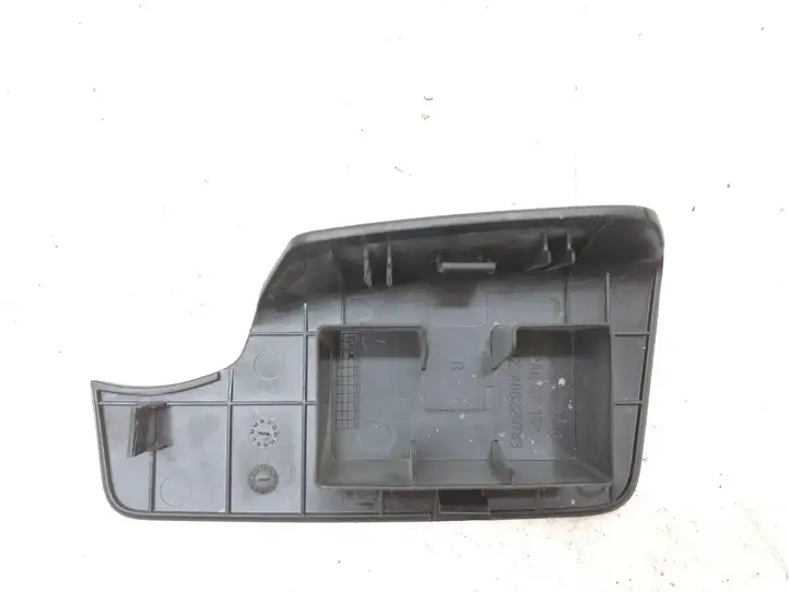 Opel Meriva B (2010 - 2014) 13266046 Прочая отделка задней двери — фото 2