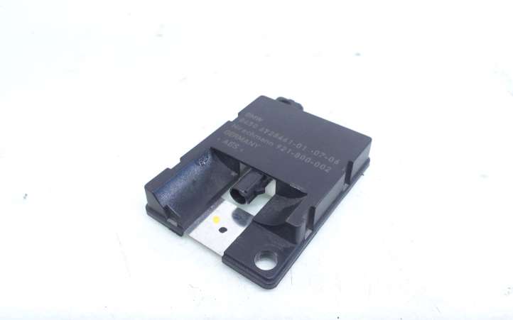 BMW 5 E60 E61 (2004 - 2010)  6928461 Антенна Bluetooth
