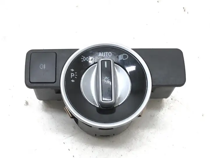 Mercedes-Benz E W212 (2009 - 2016) A2129050551 Включатель фонарей — фото 1