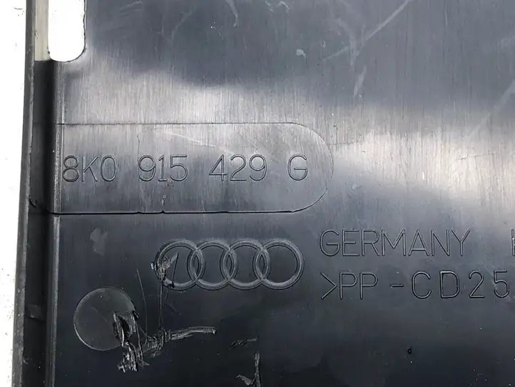 Audi A5 8T 8F (2007 - 2011) 8K0915429G Крышка ящика аккумулятора — фото 3