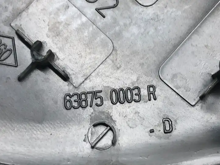 Renault Megane III (2009 - 2016) 638750003R Молдинг крыла — фото 2