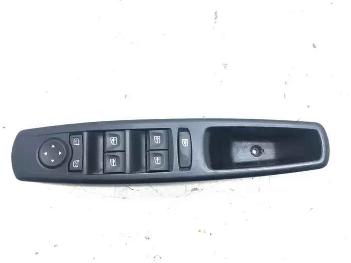 Renault Megane III (2009 - 2016) 809610016R Блок кнопок стеклоподъемников — фото 1