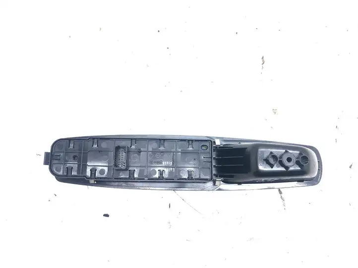 Renault Megane III (2009 - 2016) 809610016R Блок кнопок стеклоподъемников — фото 3