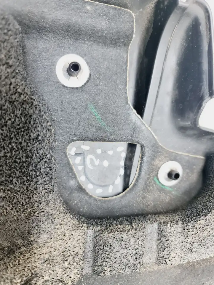 Subaru Outback (2009 - 2014) C09010003 Крышка двигателя декоративная — фото 3