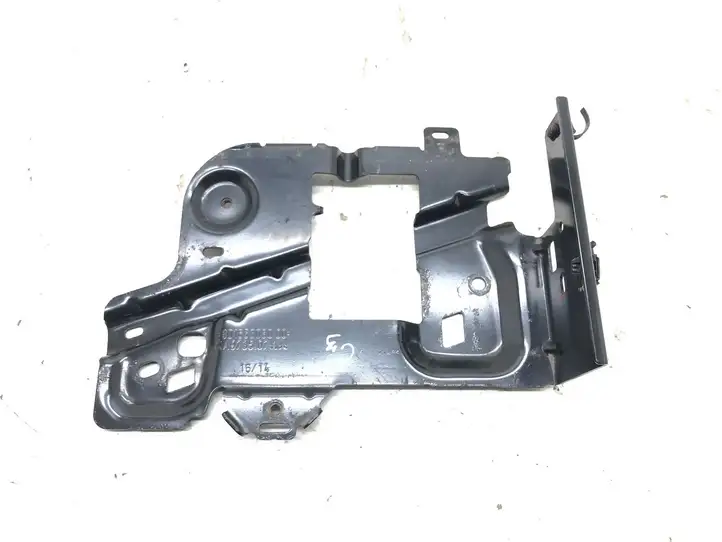 Citroen C3 (2013 - 2016) 9801653080 Площадка аккумулятора — фото 1