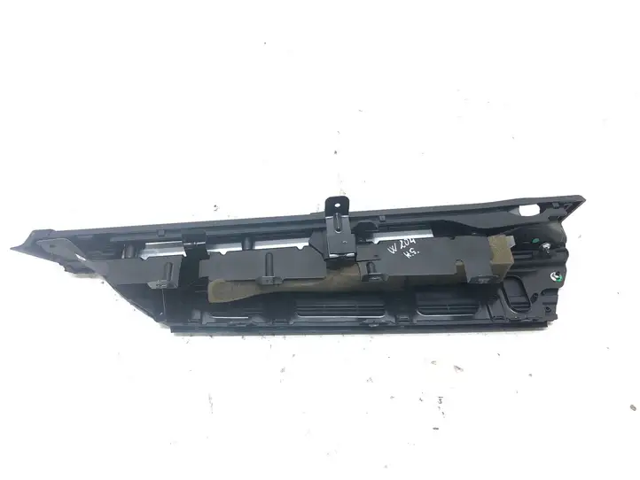 Mercedes-Benz C W204 (2007 - 2014) A2048600124 Держатель шторки — фото 3