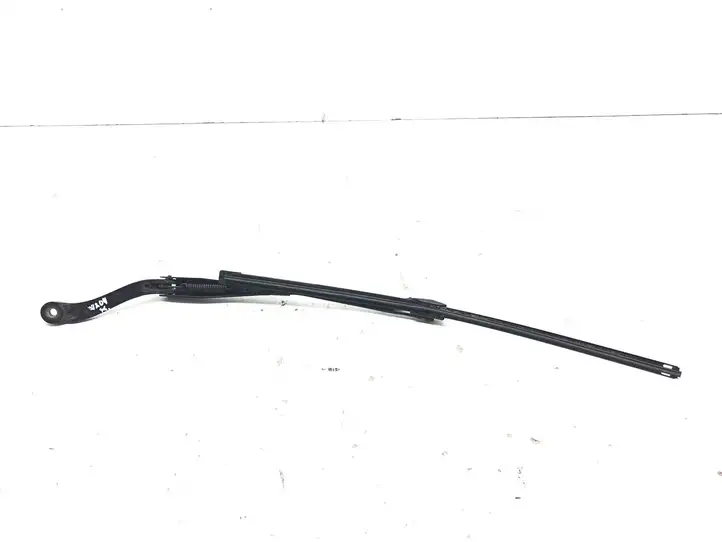 Mercedes-Benz C W204 (2007 - 2014) A2048200144 Рычаг стеклоочистителя — фото 1