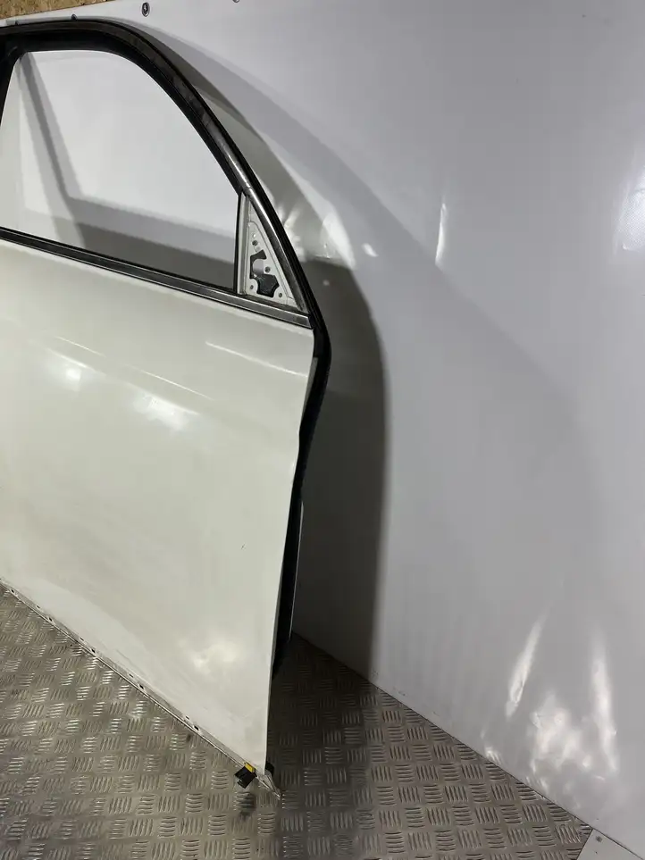 SsangYong Rexton (2017 - ) Дверь — фото 4