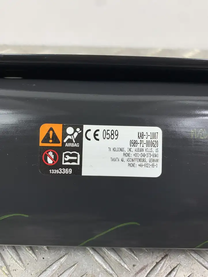 Jeep Cherokee (2013 - 2017) P68157340AF Коленная подушка безопасности — фото 6
