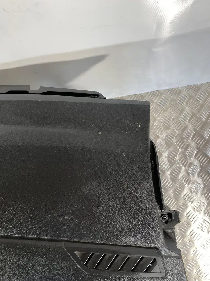Seat Arona (2017 - ) Панель приборов — фото 8