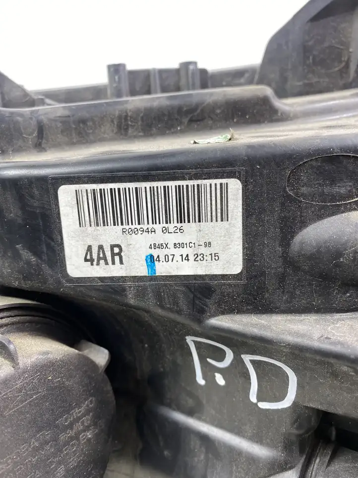Mitsubishi Outlander (2014 - 2016) Передняя фара — фото 4