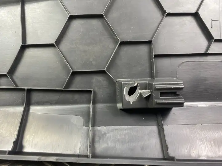 Seat Arona (2017 - ) 6F0867240 Нижняя обшивка стойки B — фото 4