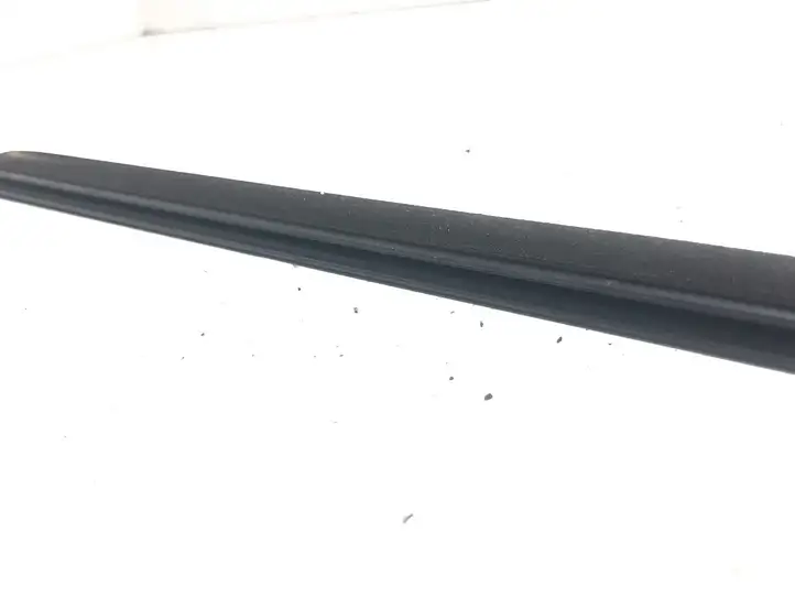Volvo S40 (2007 - 2012) 31297664 Накладка стекла задней двери — фото 2
