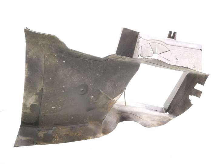 Volkswagen PASSAT B5.5 (2001 - 2005)  3B0121467C Радиатор воздушного канала / канала