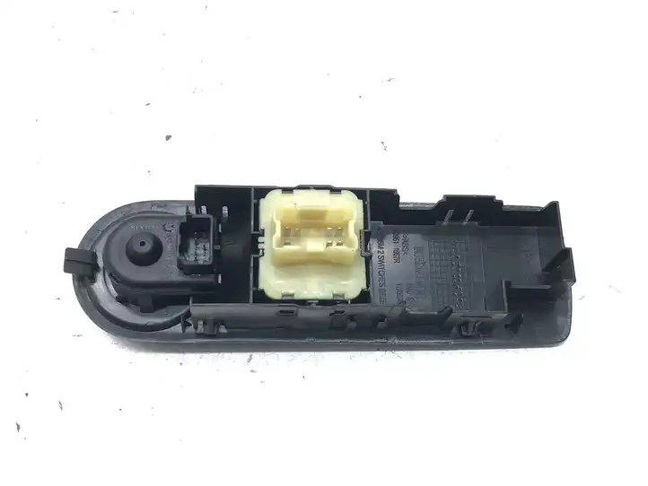 Renault Clio IV (2012 - 2019) 809611667R Блок кнопок стеклоподъемников — фото 2