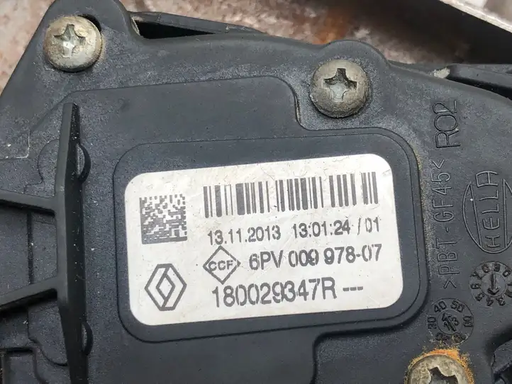 Renault Clio IV (2012 - 2019) 180029347R Педаль акселератора — фото 4