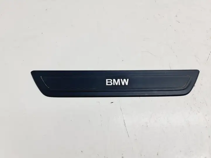 BMW X3 F25 (2010 - 2017) 51477205597 Внутренняя отделка переднего порога — фото 2