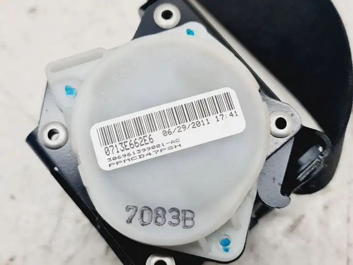 BMW X3 F25 (2010 - 2017) 72117258432 Передний ремень безопасности — фото 3
