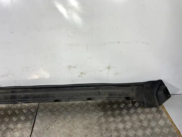 Jeep Grand Cherokee (2010 - 2021) Порог кузова — фото 3