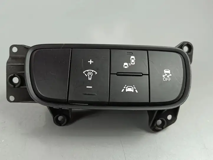 Kia Sorento (2017 - 2020) 93700C5150WK Выключатель ASR — фото 3