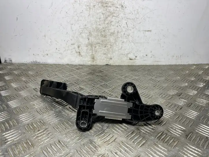 Hyundai Kona I (2017 - 2022) 00136810 Педаль акселератора — фото 3