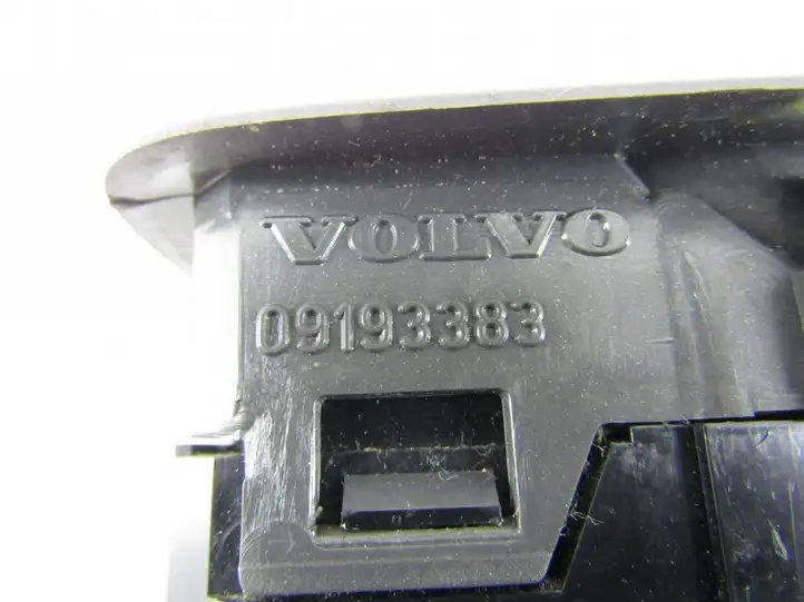 Volvo V70 (2000 - 2004) Блок кнопок стеклоподъемников — фото 1